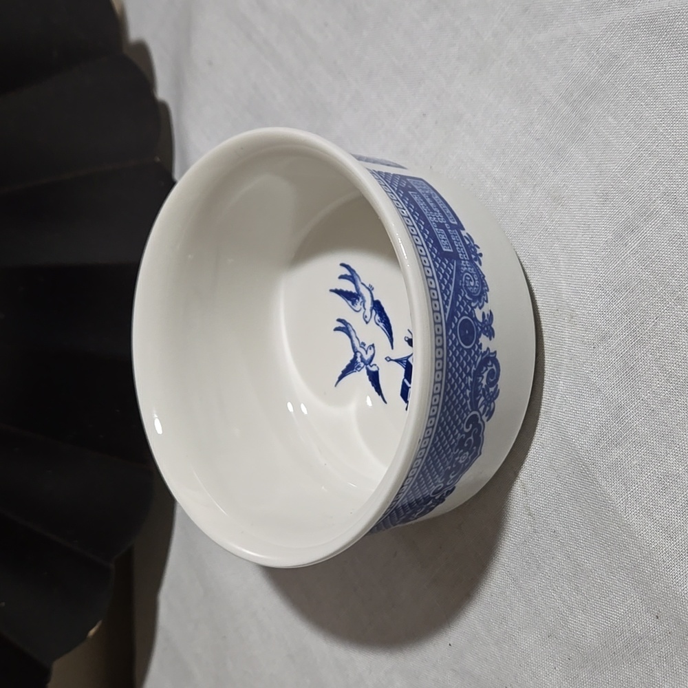 Johnson Bros. Made In England Blue Willow  Ramekin Birds And Ships Pattern.